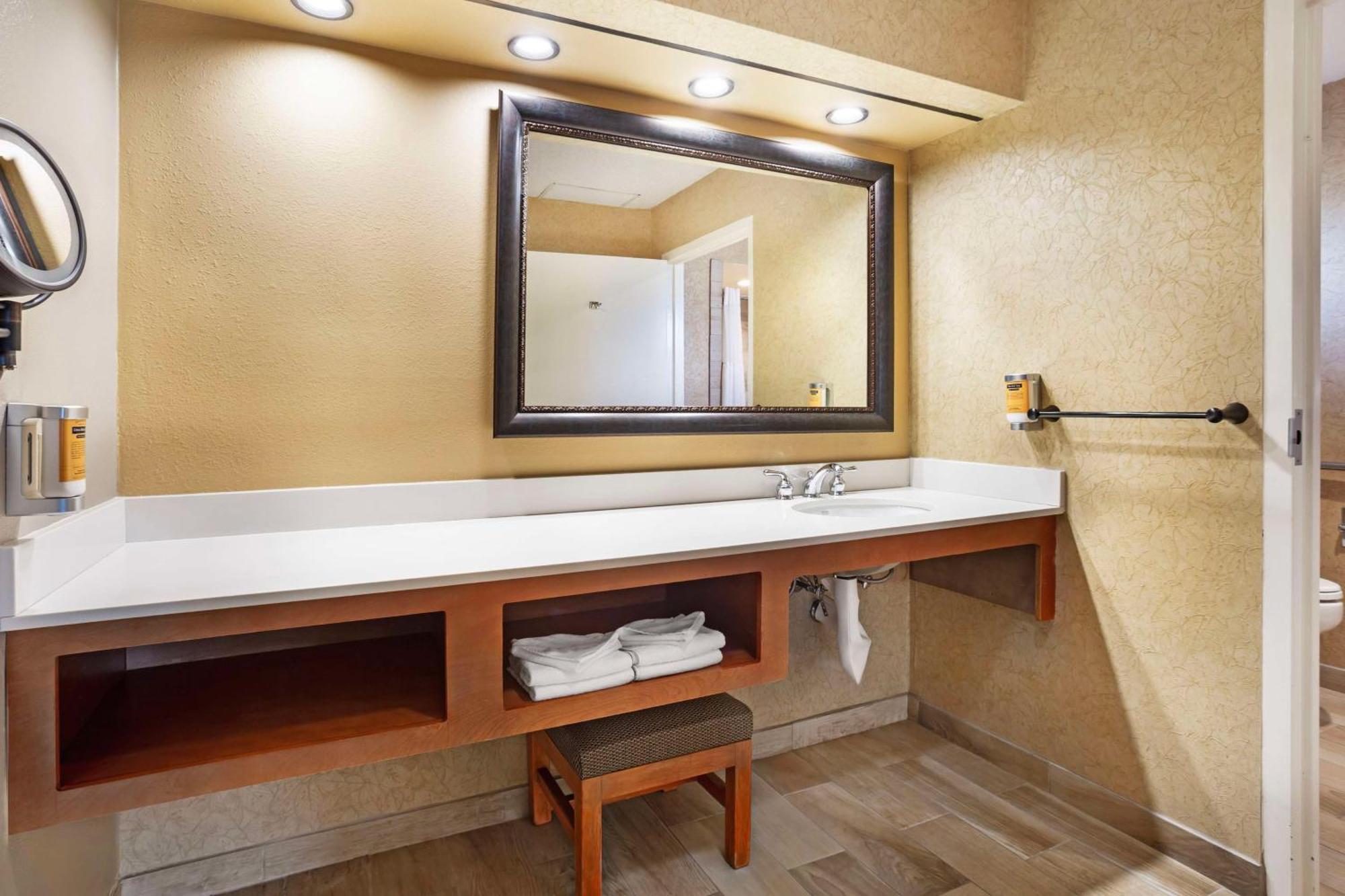 Best Western Plus Black Oak Paso Robles Esterno foto