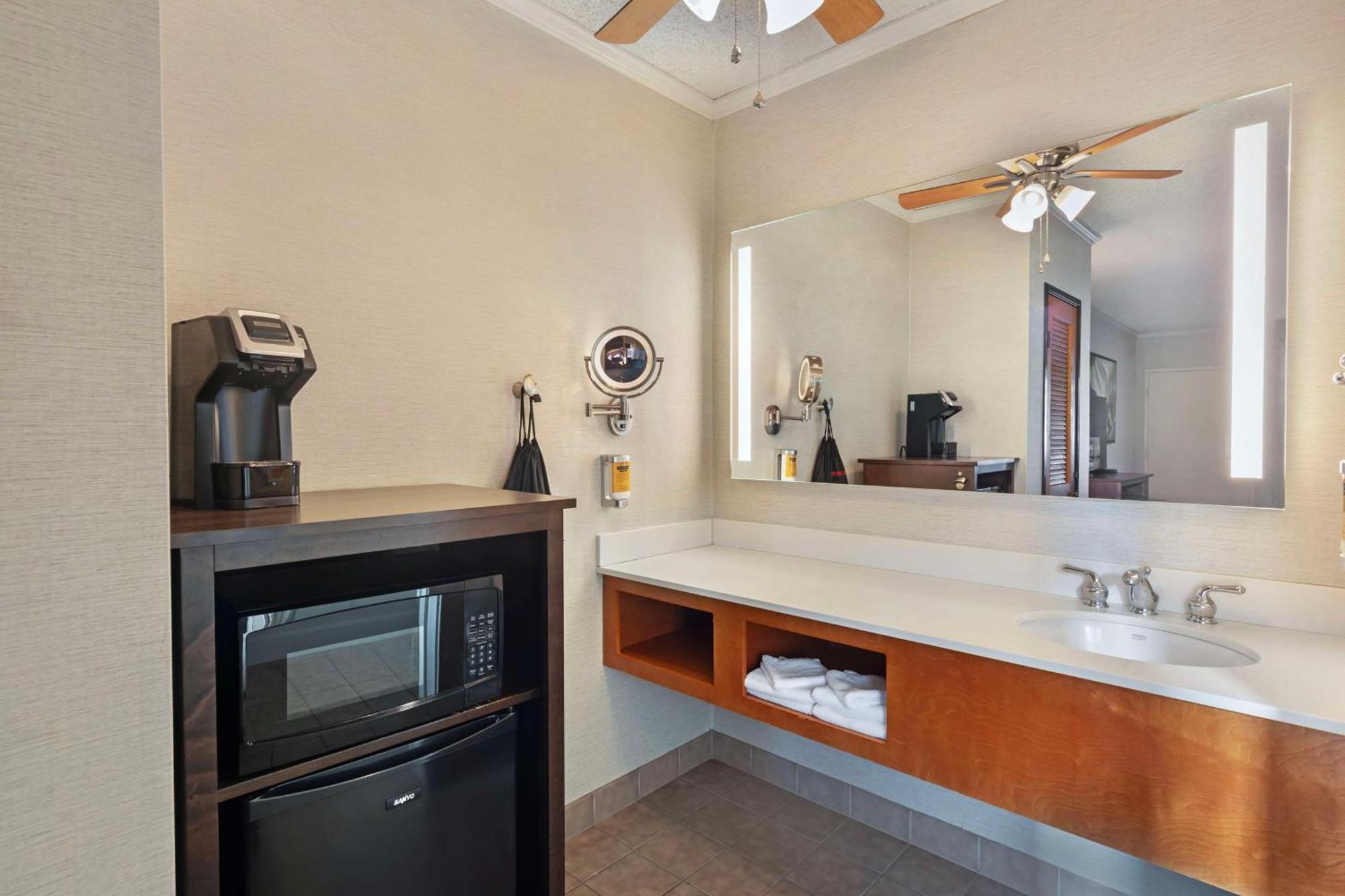 Best Western Plus Black Oak Paso Robles Esterno foto